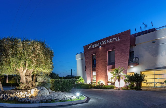 Albatros Hotel