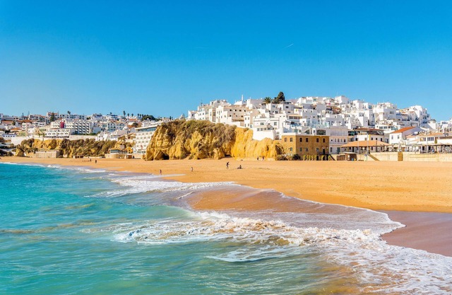 Albufeira Classic 2 by Homing