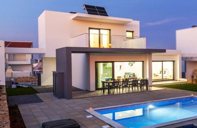 Albufeira: Heatable Pool, Games & BBQ