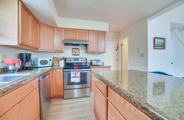 Albuquerque Getaway w/Sandia Mountain Views!