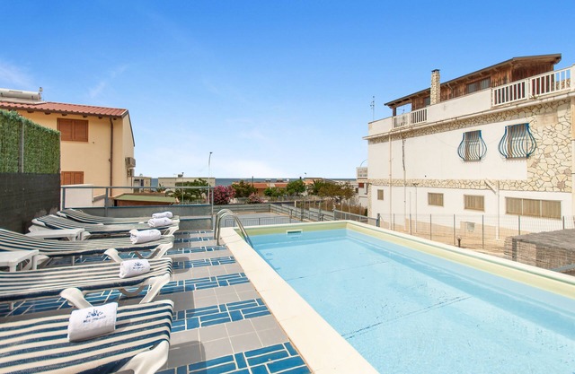 Alcamo Pool House, Alcamo, Italy