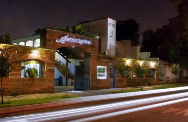Alcazar Suites