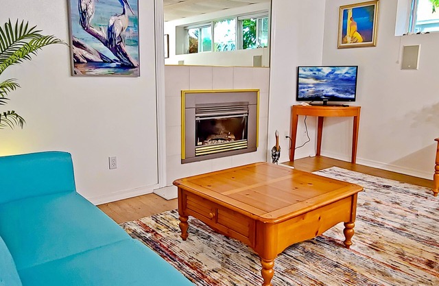Alderwood Nest - Holiday Fun, Relax, Work, Play