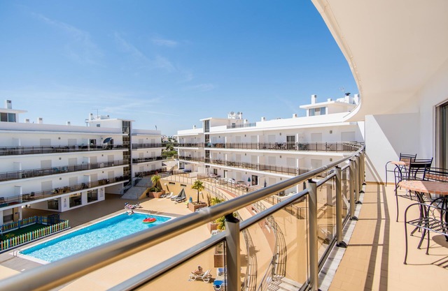 ALEX HOUSE - Superb apartment with swimming pool