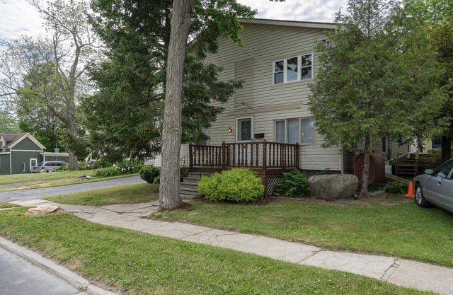 $ 600 das ganze Haus schläft 13 oder zwei separate Einheiten Bruce kontaktieren Ich antworte schnell