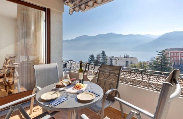 Alga Lakeview by Interhome
