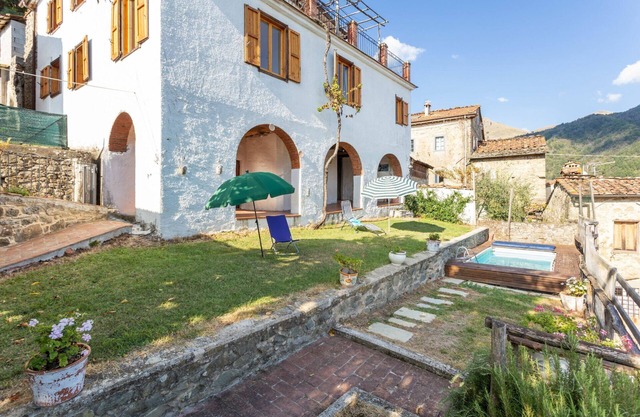 ALICE, 3 bedrooms apartment with Private swimming pool