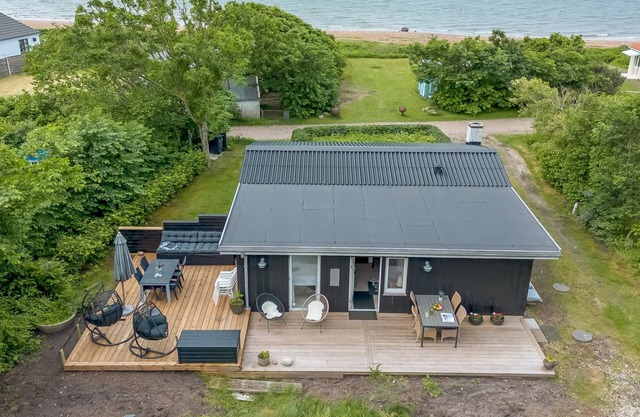 "Alivia" - 200m from the sea by Interhome