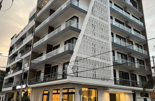 Alizee Tower