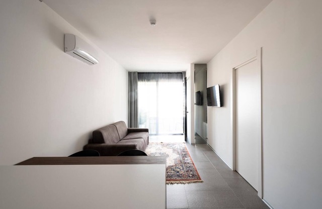 Alkamuri **** Suite c / idro 107