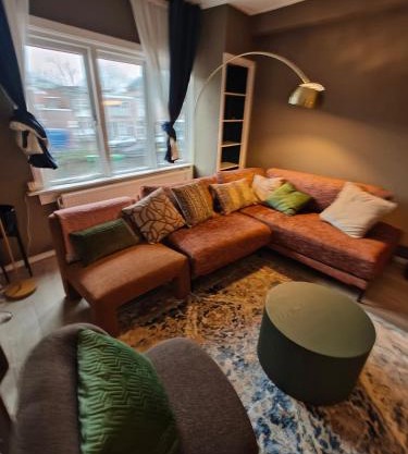 Alkmaar canal apartment