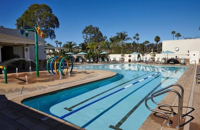 All-In-One Luxury Escape w/ Golf Access, Spa Days & Resort-Style Pool l 2 Rooms