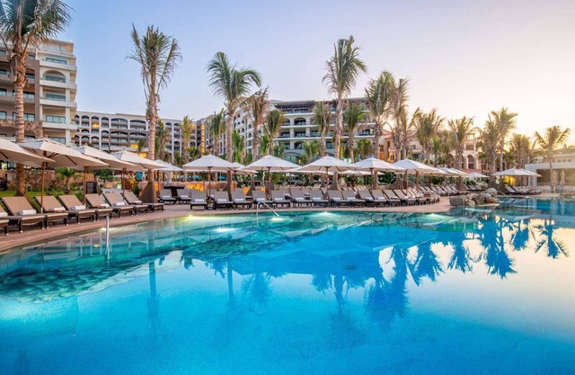All-inclusive Beach Resort and Spa, Lazy River, Infinite Pool, Cabo, near Golf