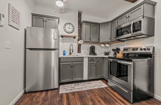 All new 1BR apartment with all the features you are looking for