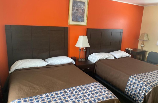 All Seasons Motel