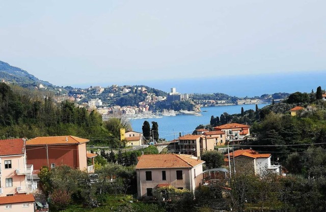 Lerici, Tellaro, Portovenere, 5 terre..tutte die Wunder nur wenige Minuten von zu Hause aus!