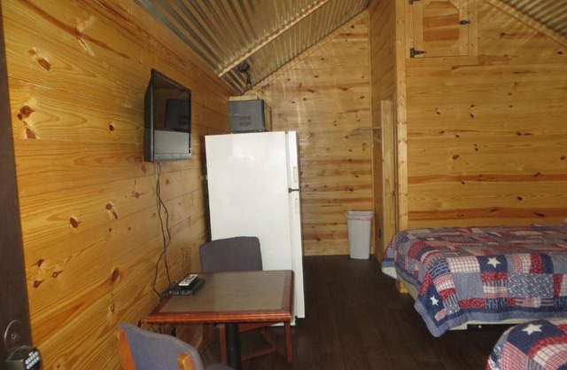 All Tucked Inn Cabins 2