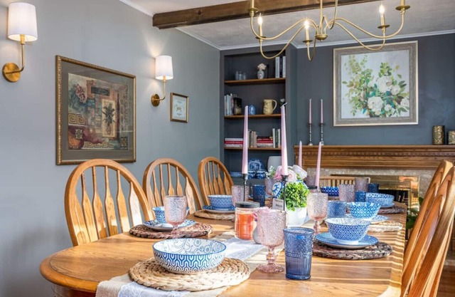 Almar · English Charm, 4beds, 3bath, Host 8+king and Queen