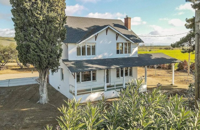 Almond Orchard Farmhouse