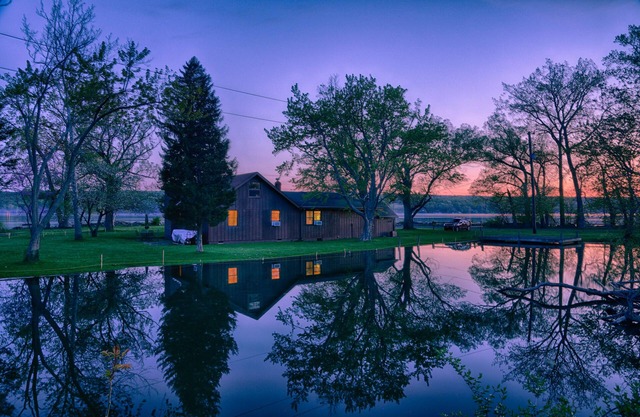 Fast eine Insel im Cayuga Lake! Private & Panorama 650 'von Ebene Seeufer