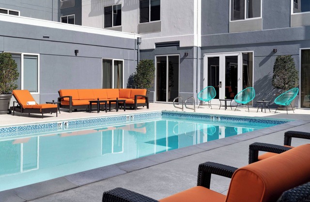 Aloft Mountain View