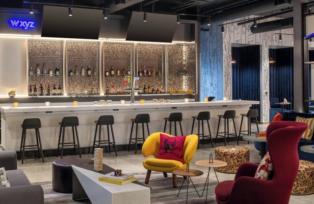 Aloft Sacramento Airport Natomas
