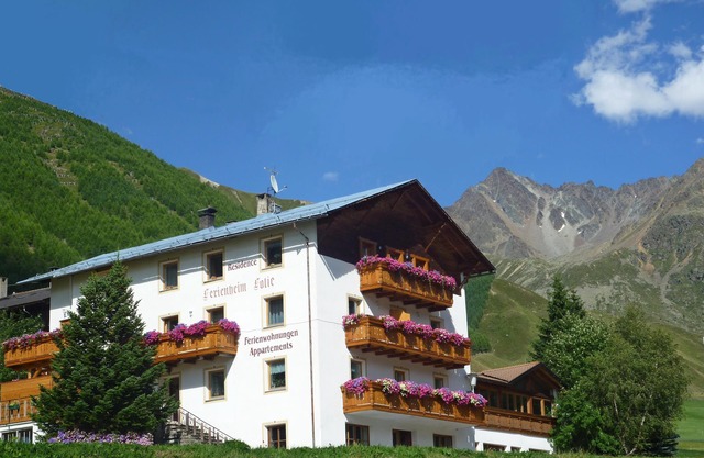 Alpen Suite- Neue Ferienwohnung in traumhafter Lage mit herrlichem Panoramablick