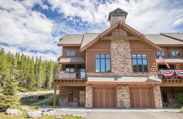 Alpenglow Condo 36A