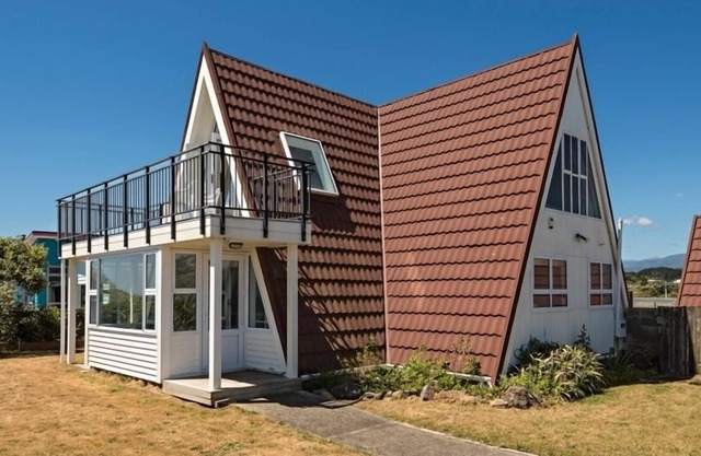 Alpha Holiday House-Einzigartiges Strandhaus am Meer