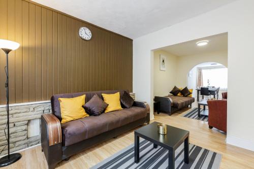 Alphalite Homes
