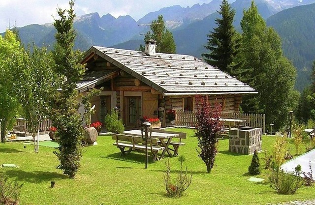 Villa in Bellamonte mit Garten