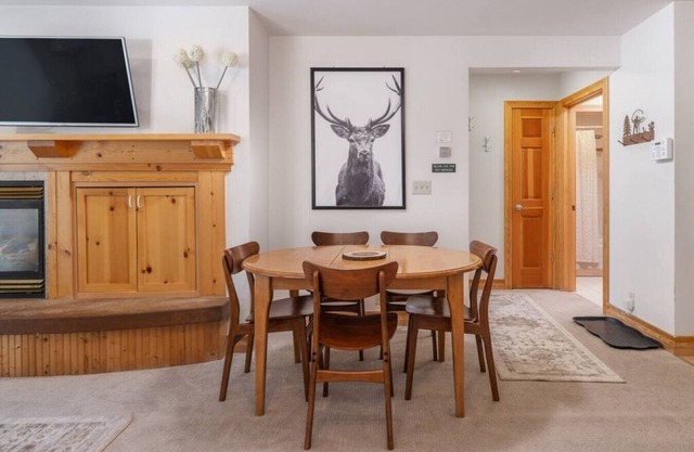 Alpine Haven: Cozy Condo Near Grand Targhee, Skiing, Biking