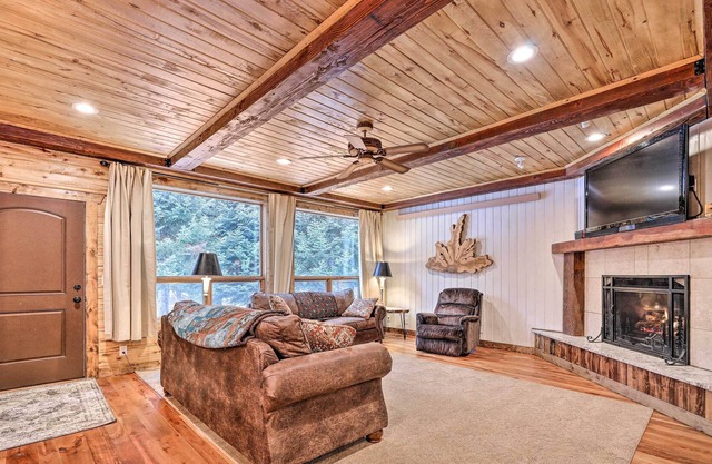 NEW! Alpine Home w/ Grill < 2 Mi to Greys River!