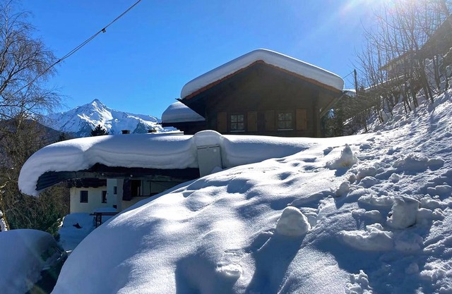 Almhütte mit Terrasse und Aussicht