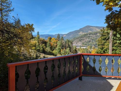 Alpine Inn & Suites