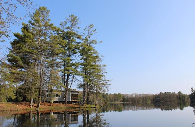 Alpine Lake Lakefront Park Model 4