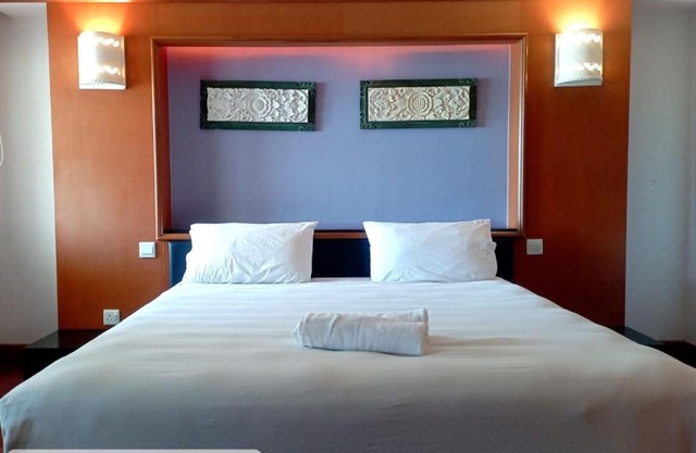 Alpine LXPD Premium Tower Room