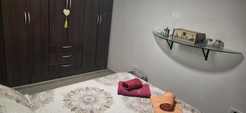 Alquilo habitación hasta 2 personas en vivienda familiar