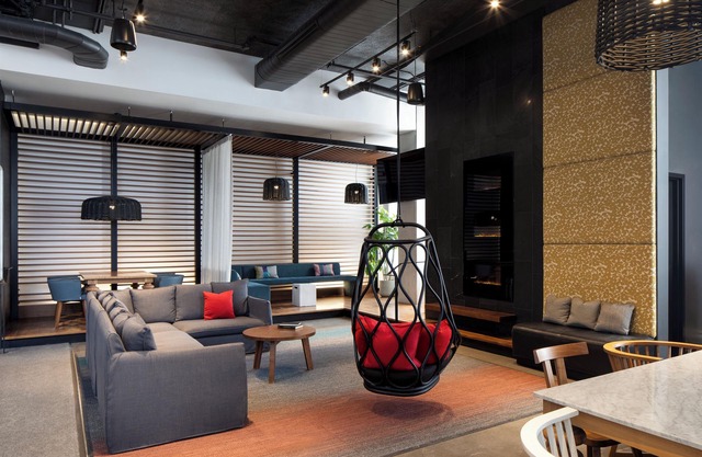 Alt Hotel Toronto Airport