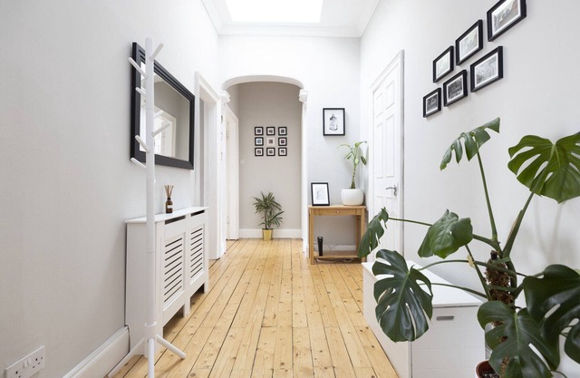 ALTIDO Glamorous 2-bed flat near Edinburgh Castle