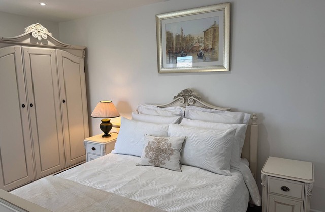 Altons Bothy Guest House entire property & free parking nInverurie Aberdeenshire