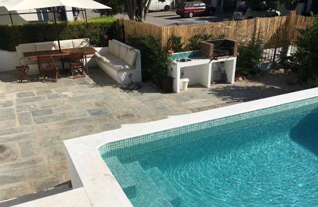 Altura LP Sunny House