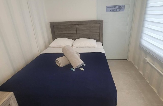 Always Summer Inn Bay Front Room 2