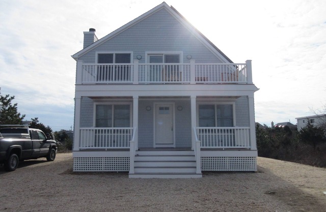 Amagansett Beach House-Spaziergang zum Meer und Bay-4bdr-2 1 / 2bath-9 Personen