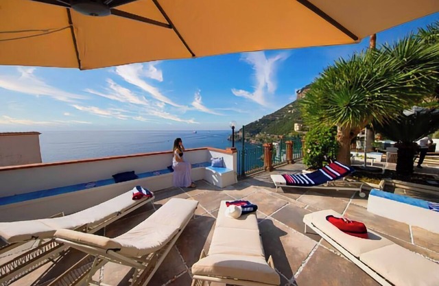 Amalfi Coast Villa 🏡 Sea Views 🏖️ Sauna & Jacuzzi ❤️ Parking 🅿️ Rooftop🔝