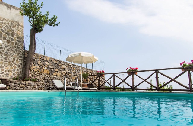 Amalfi Villa Schwimmbad und schöne Garde