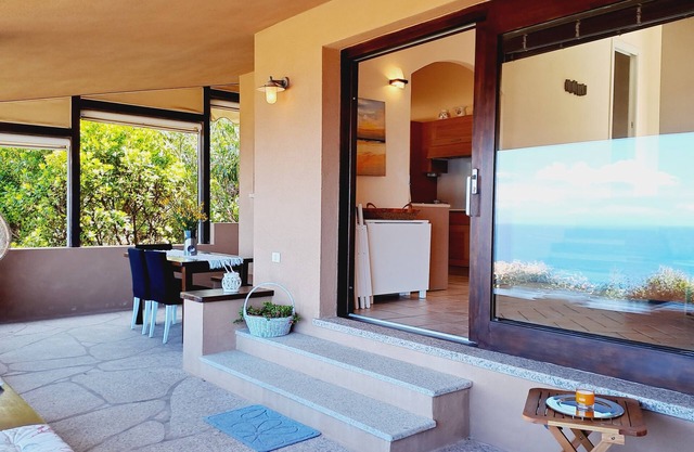 Amalthea: villa benessere, SPA privata, Jacuzzi, Hammam, WiFi 8 ospiti IUN Q9493