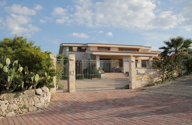 AMARAS, klimatisierte 1. Etage einer bezaubernden mediterranen Villa