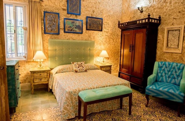 Amate Room, Lotto House