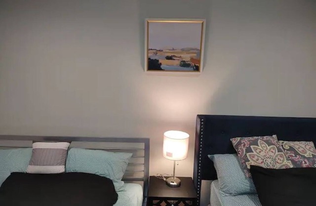 Amazing non smoking double bed apartment.